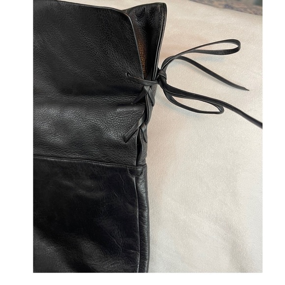 B. makowsky  Women’s Black Leather Over the knees Boots Size: 6 - Picture 10 of 15